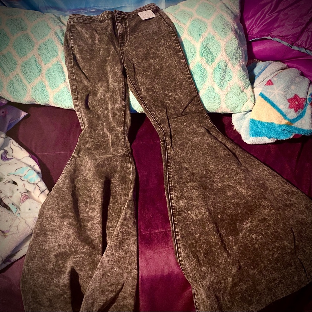 Free people black acid wash flare jeans 27